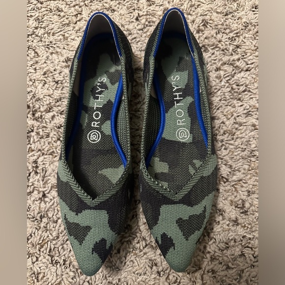 Rothy’s Green Camo Point -Size 8.5 - Picture 1 of 6